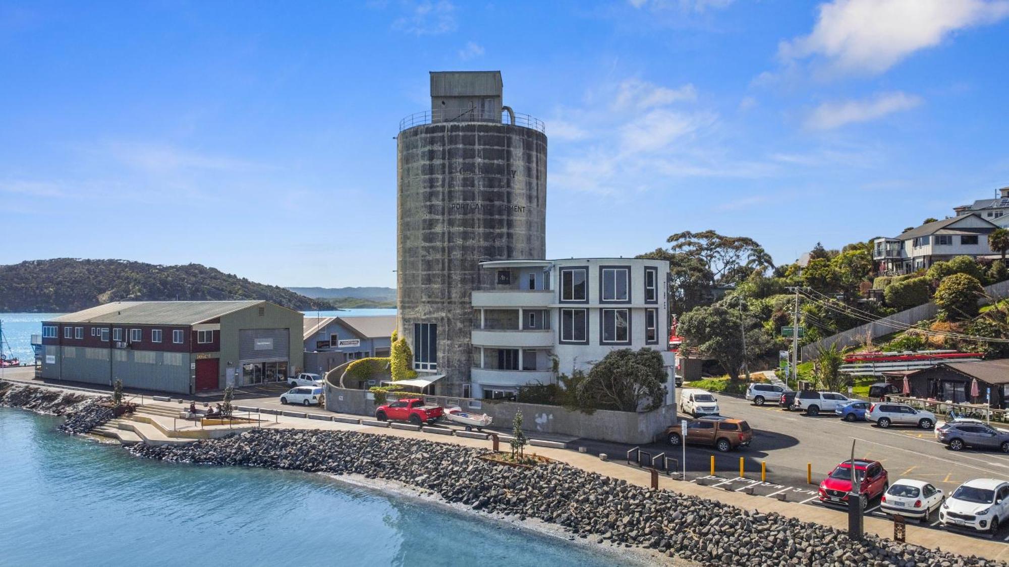 The Silos Apartments Raglan Exterior photo