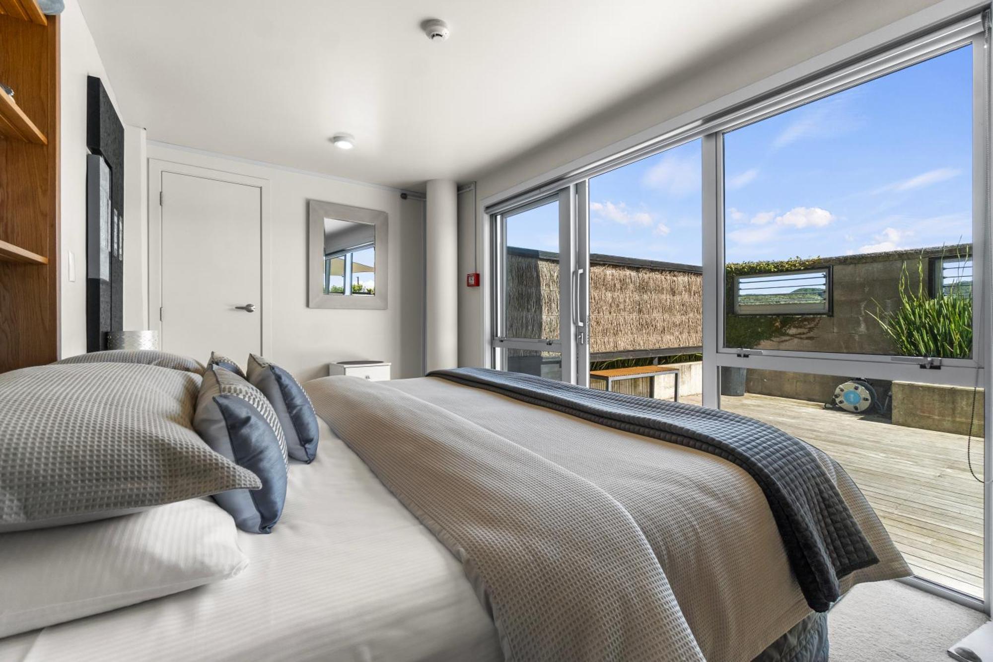 The Silos Apartments Raglan Exterior photo